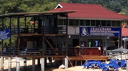 Burger Dive Team | Book Tioman Ferry Ticket